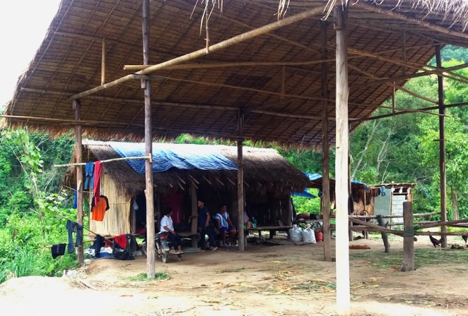 elephant-shelter-mahout-house