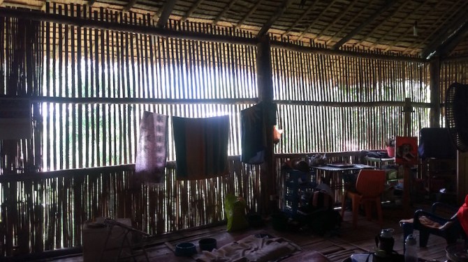 inside-the-hut